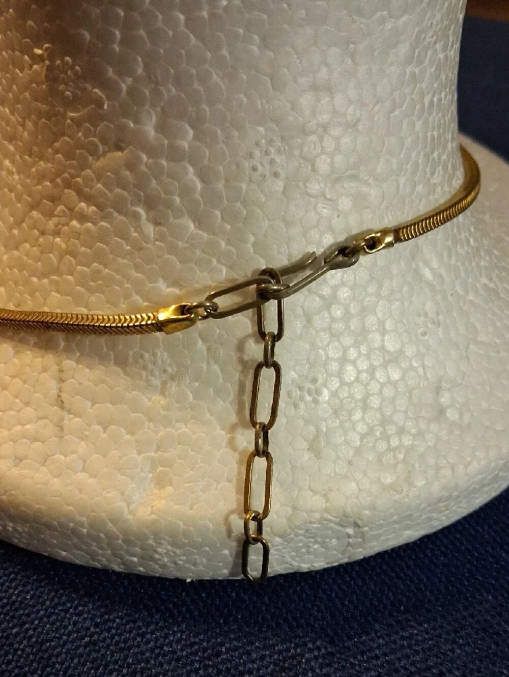 Vintage Gold Knot Lariat Necklace with Textured Tassels